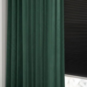 Gordijnen met verduisterende voering